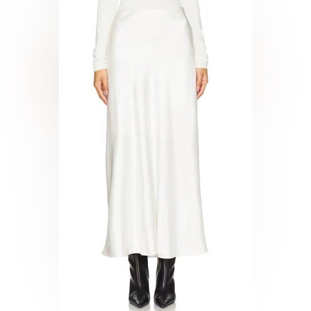 NWT Steve Madden Jeannie Elegant off White Maxi Skirt whisper XS